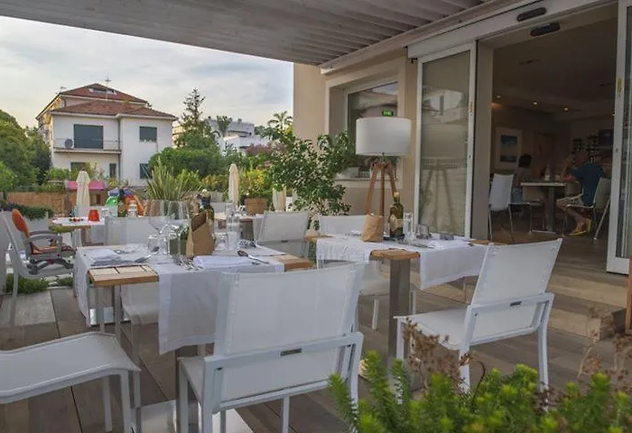 La Baia 3* 디아노마리나