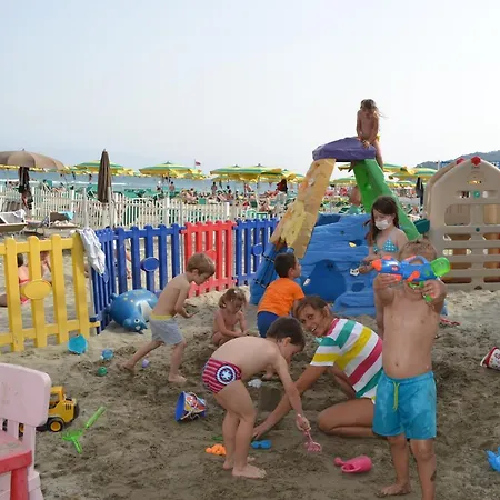 La Baia Отель 3*