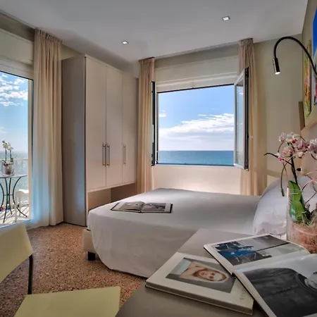 La Baia דיאנו מרינה