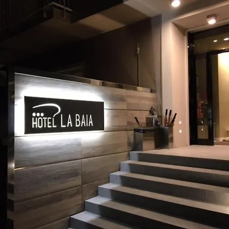 拉拜亚酒店 3* 迪亚诺马里纳